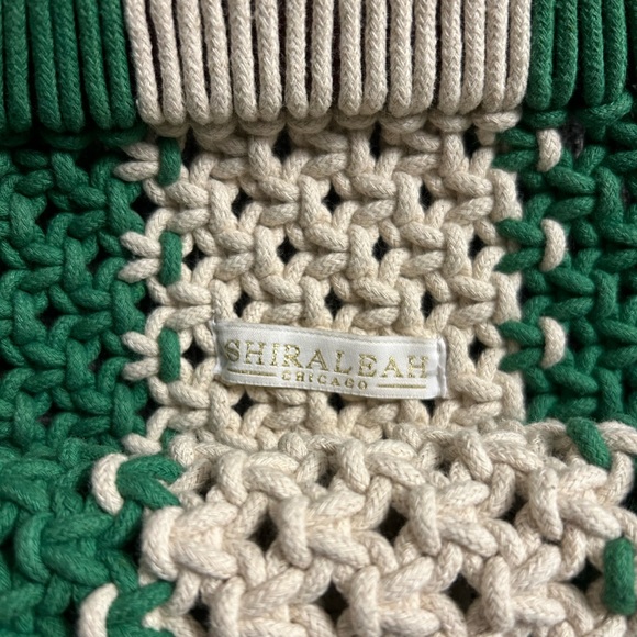 Shiraleah crochet purse with wooden handle - Picture 3 of 5